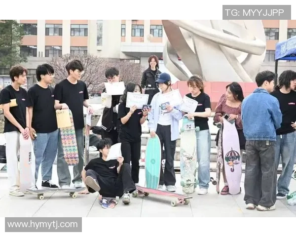 李丽的滑板人生：从初学者到职业选手的成长之路