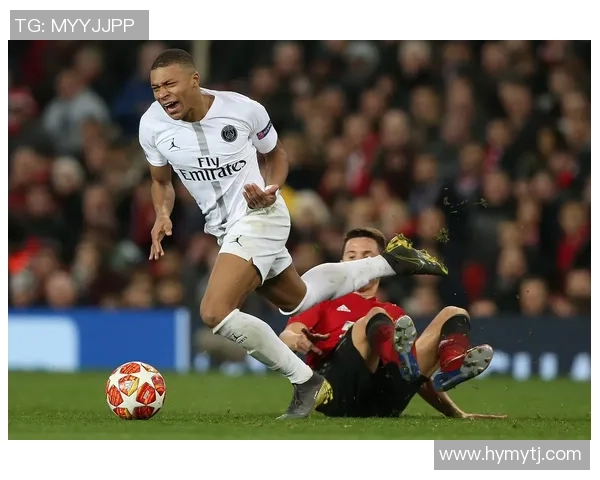 2020年巴黎圣日耳曼对阵曼联精彩比赛录像回放全程回顾与分析