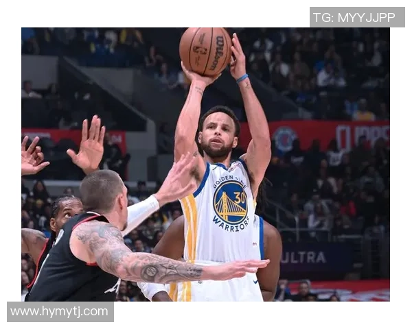 乔治希尔与库里的精彩对决瞬间图片回顾与分析